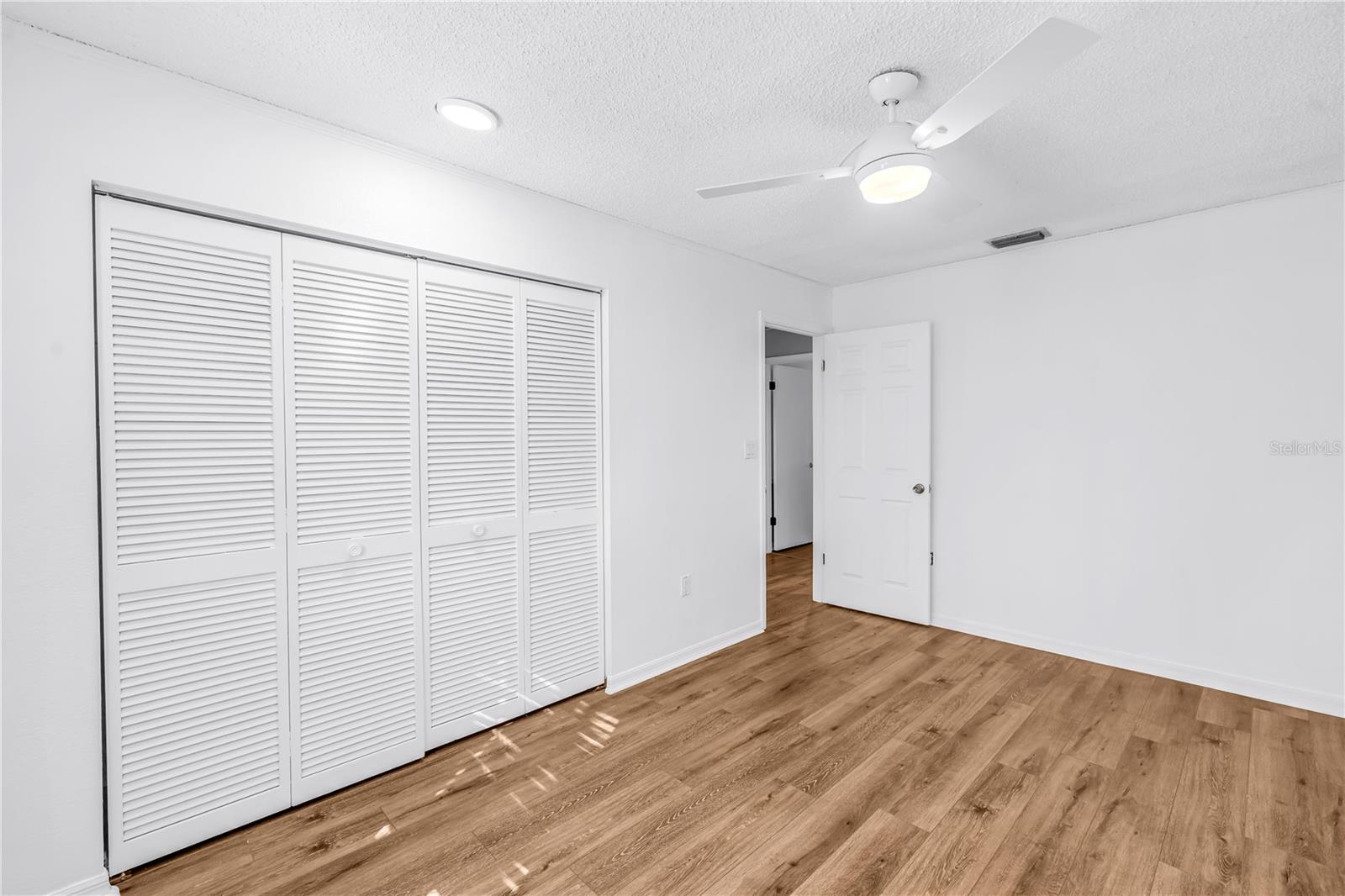 110 29TH AVE N, ST PETERSBURG, FL — photo 28