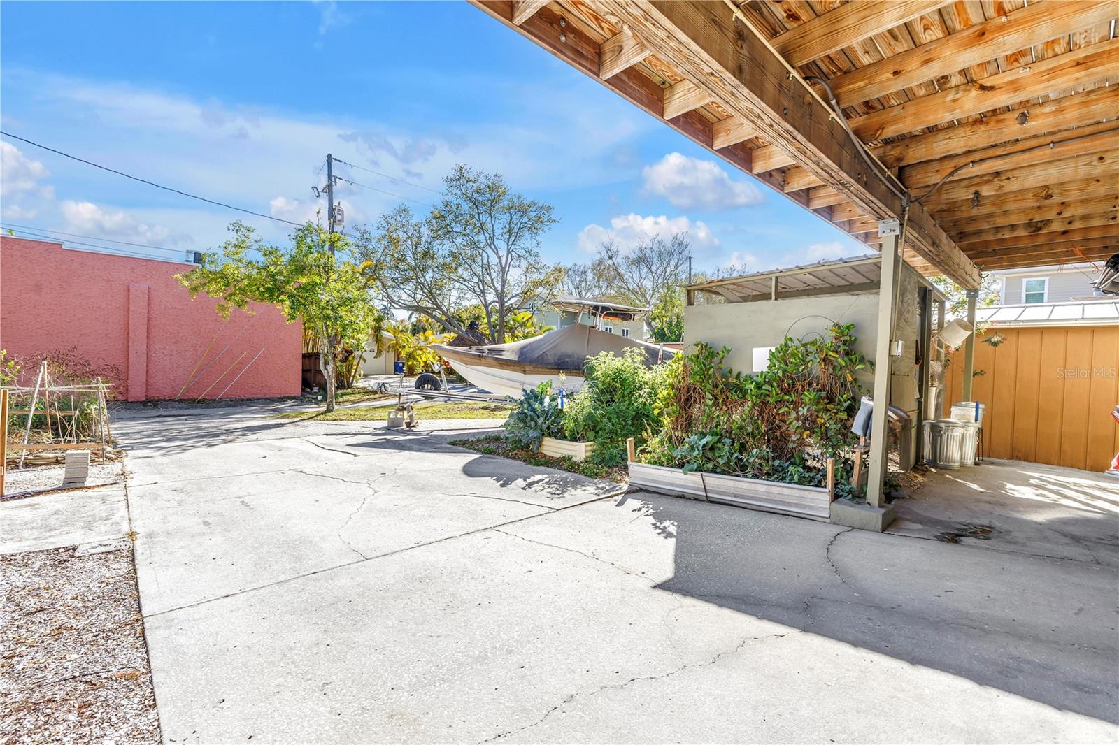 110 29TH AVE N, ST PETERSBURG, FL — photo 40