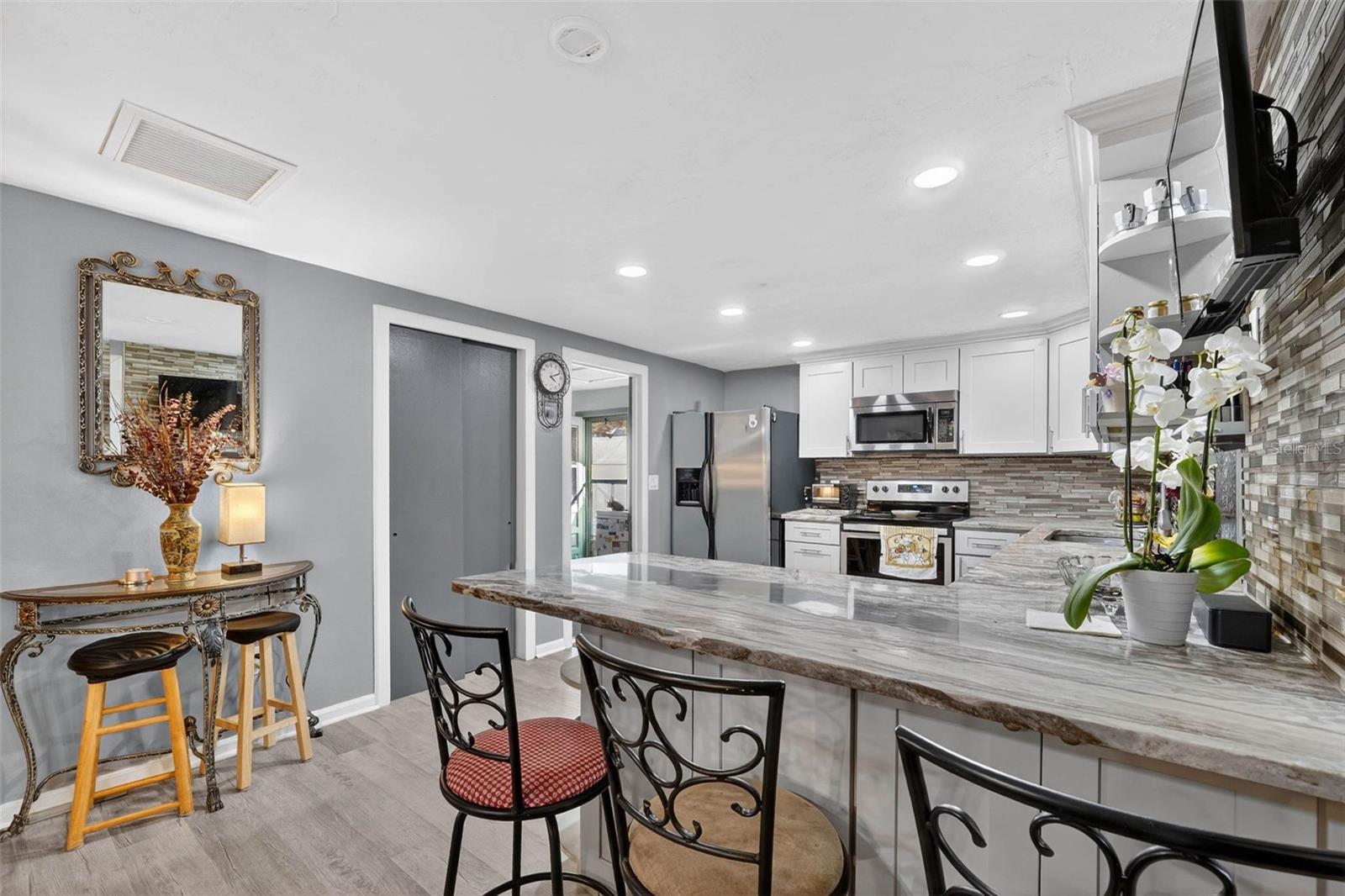 2615 ALMOND DR, HOLIDAY, FL — photo 9