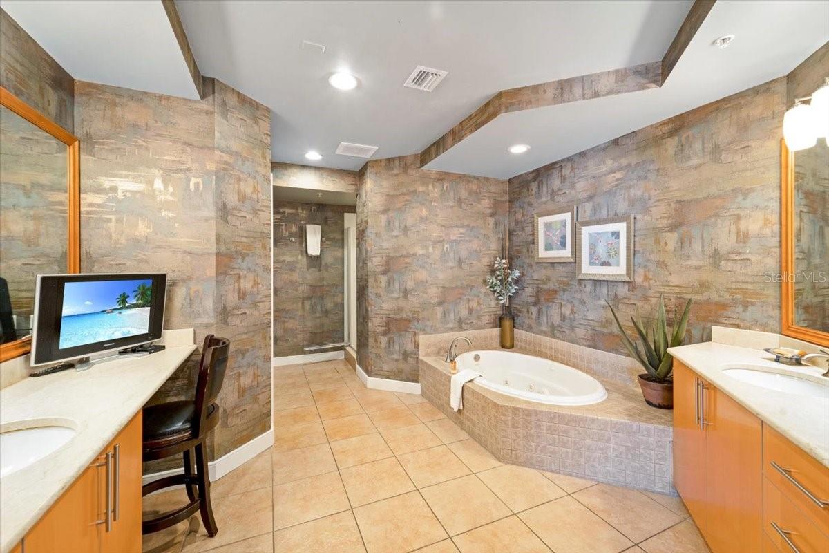 1925 S ATLANTIC AVE #502, DAYTONA BEACH, FL — photo 22