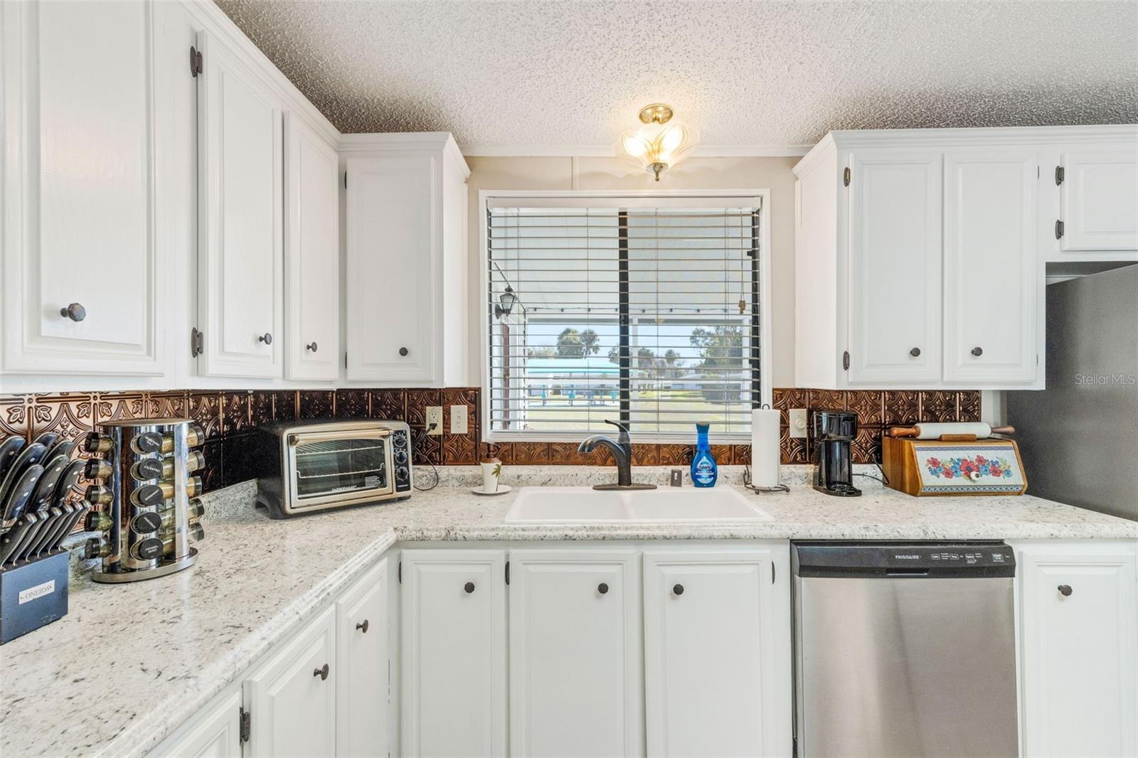70 MOCKINGBIRD LN, ELLENTON, FL — photo 16