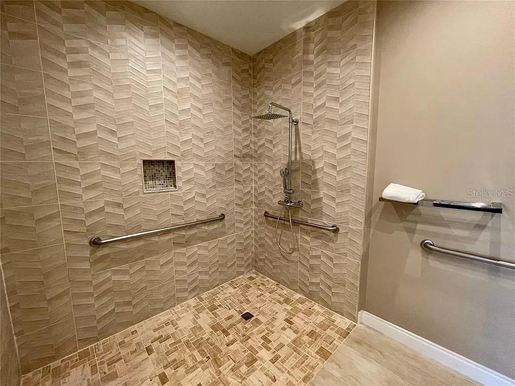7582 BROOKLYN DR, KISSIMMEE, FL — photo 7