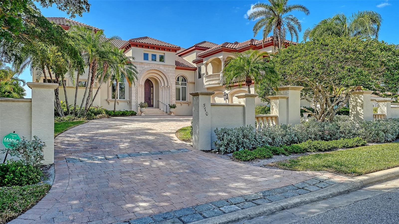 570 S SPOONBILL DR, SARASOTA, FL — photo 7