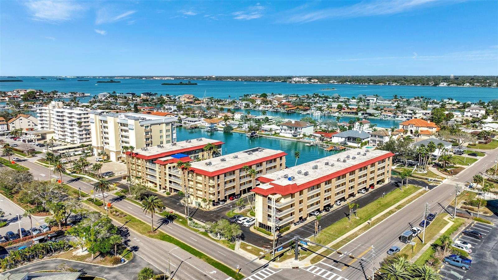 113 ISLAND WAY #241, CLEARWATER BEACH, FL — photo 40