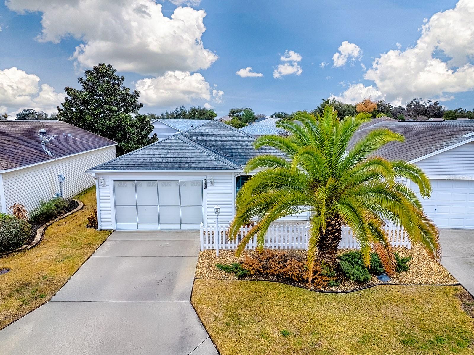 1692 INDIGO AVE, THE VILLAGES, FL — photo 2