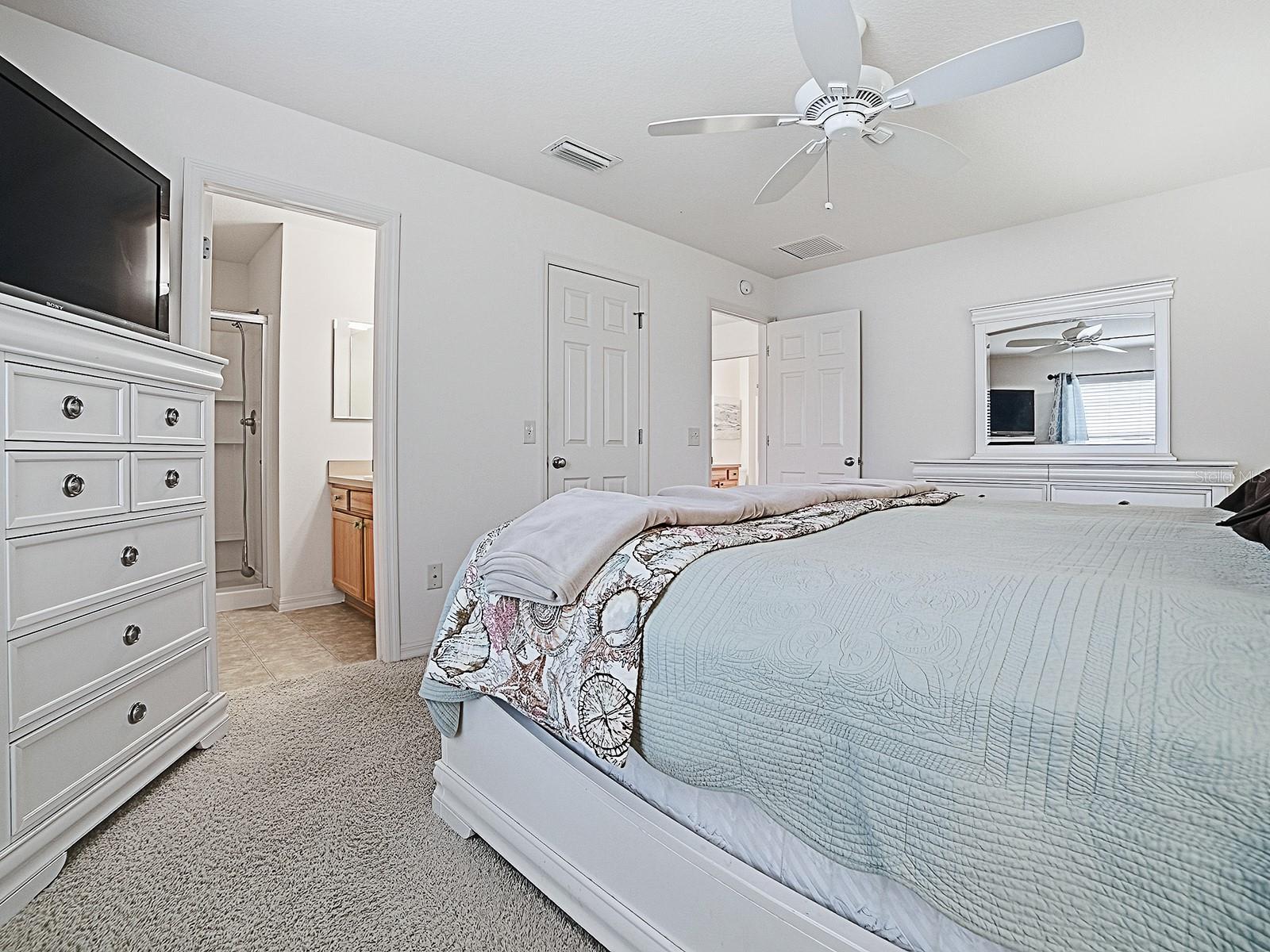 1692 INDIGO AVE, THE VILLAGES, FL — photo 30
