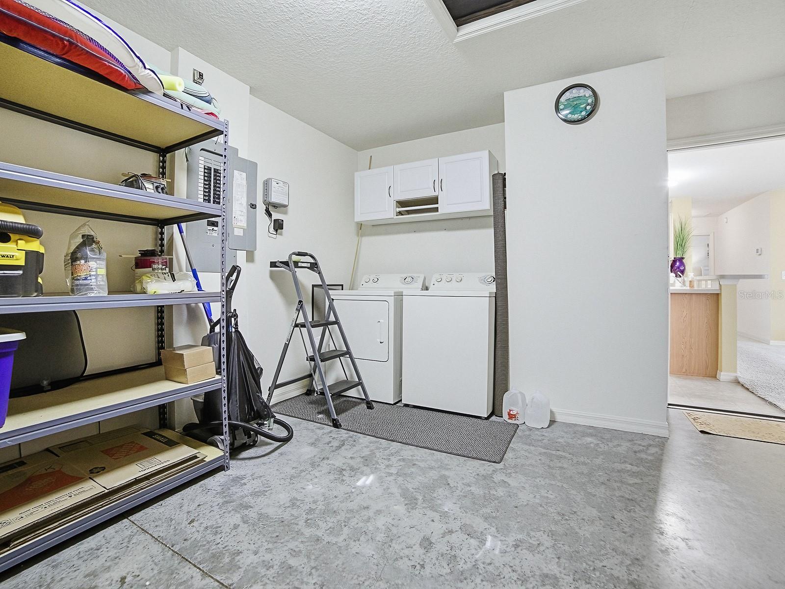 1692 INDIGO AVE, THE VILLAGES, FL — photo 36