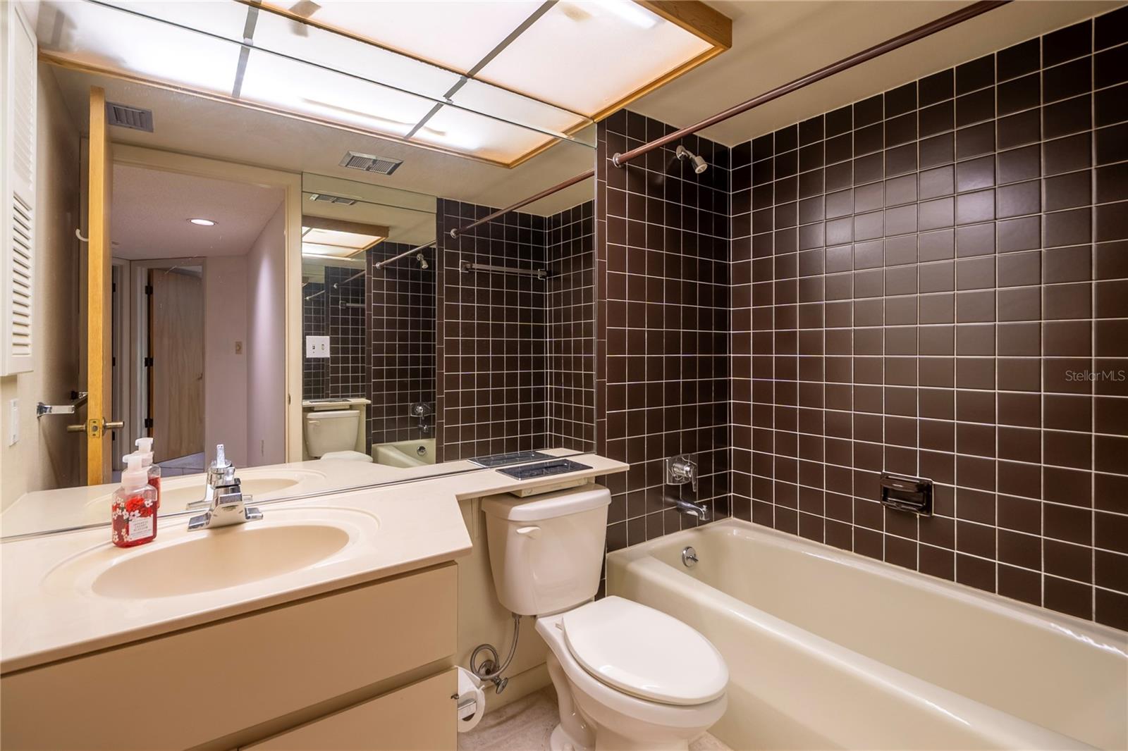 900 PINELLAS BAYWAY S #109, TIERRA VERDE, FL — photo 15