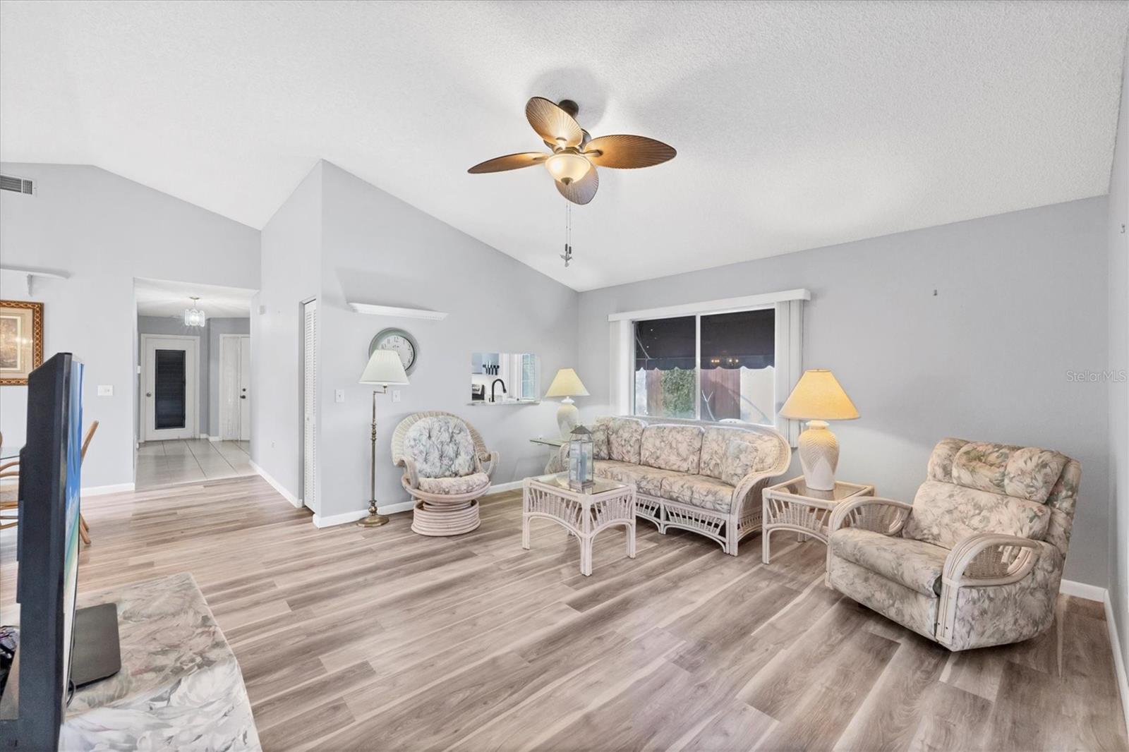 687 LINDEN DR, ENGLEWOOD, FL — photo 14