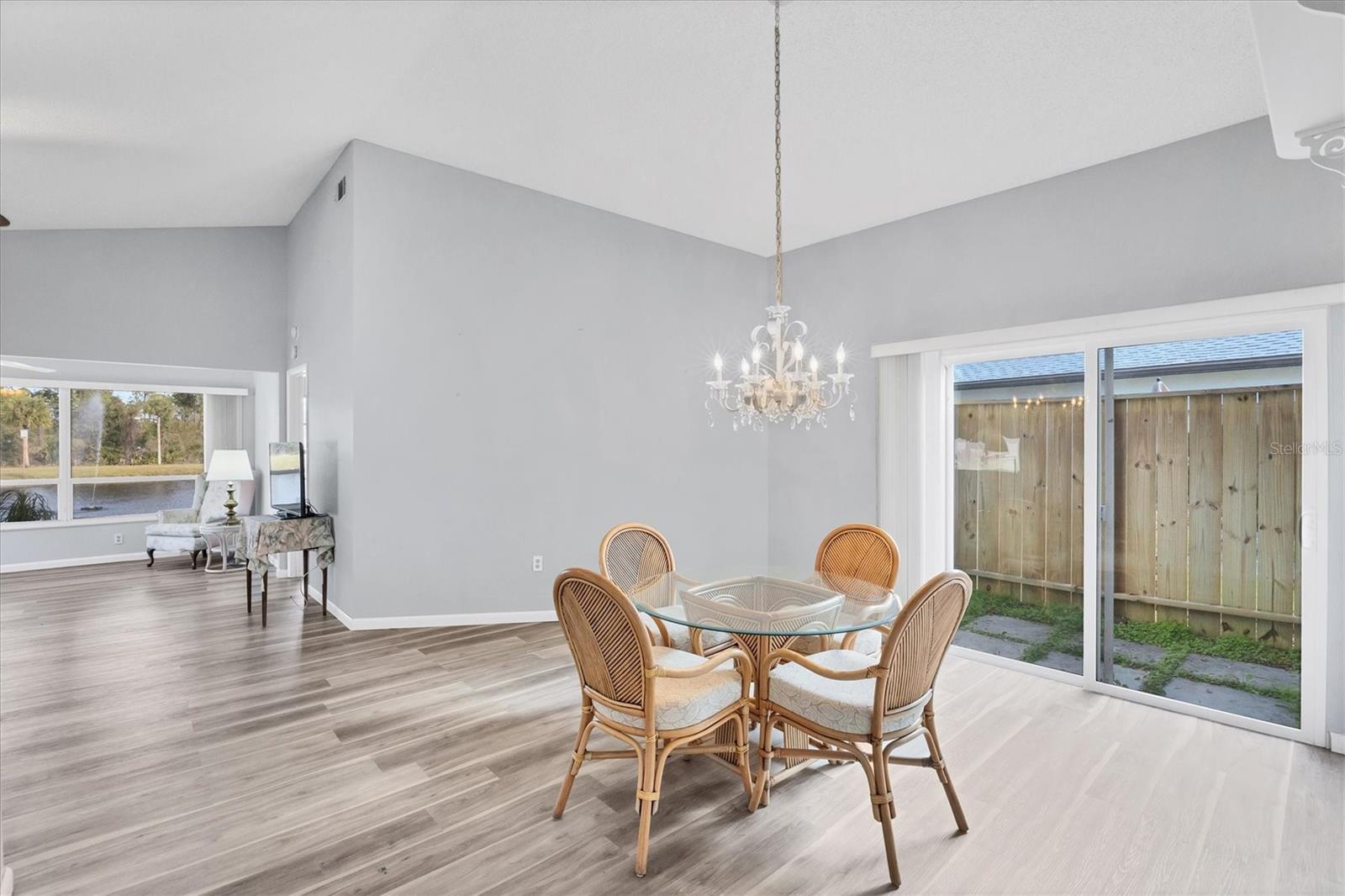 687 LINDEN DR, ENGLEWOOD, FL — photo 20