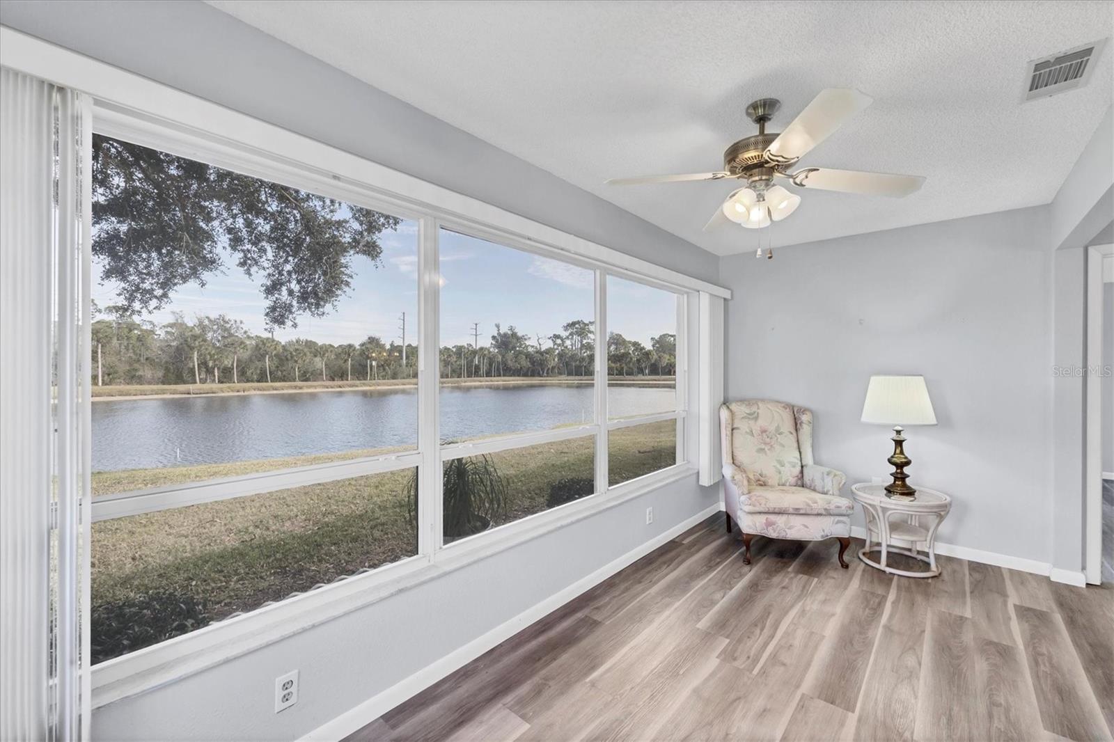 687 LINDEN DR, ENGLEWOOD, FL — photo 26