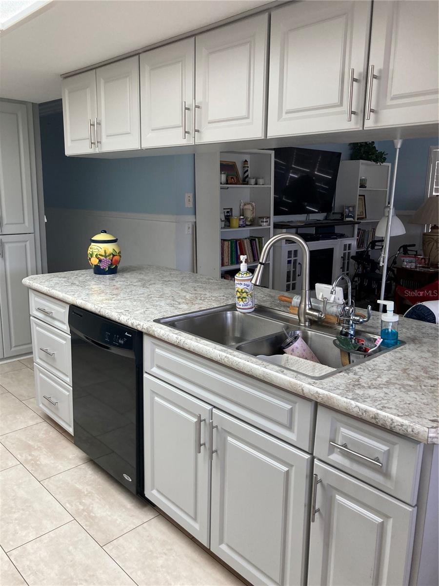 9902 ST. JOSEPH, NEW PORT RICHEY, FL — photo 8