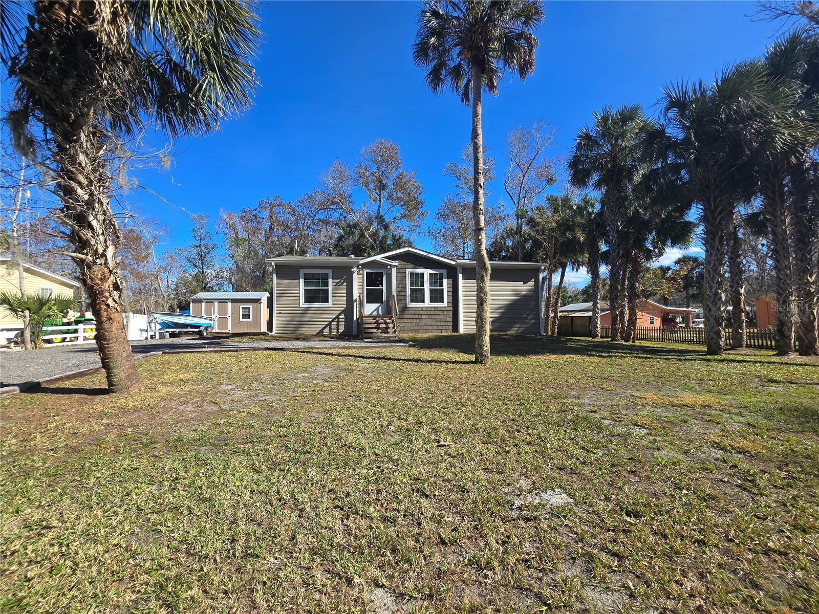 56290 CHERRY TREE RD, ASTOR, FL — photo 32