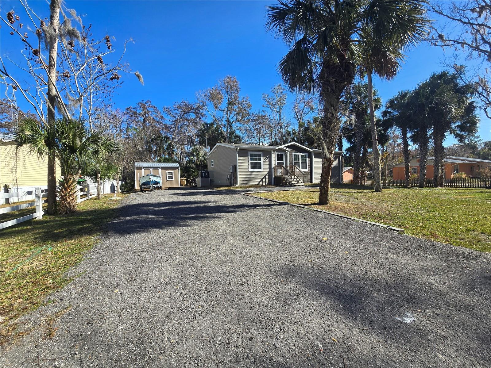 56290 CHERRY TREE RD, ASTOR, FL — photo 30
