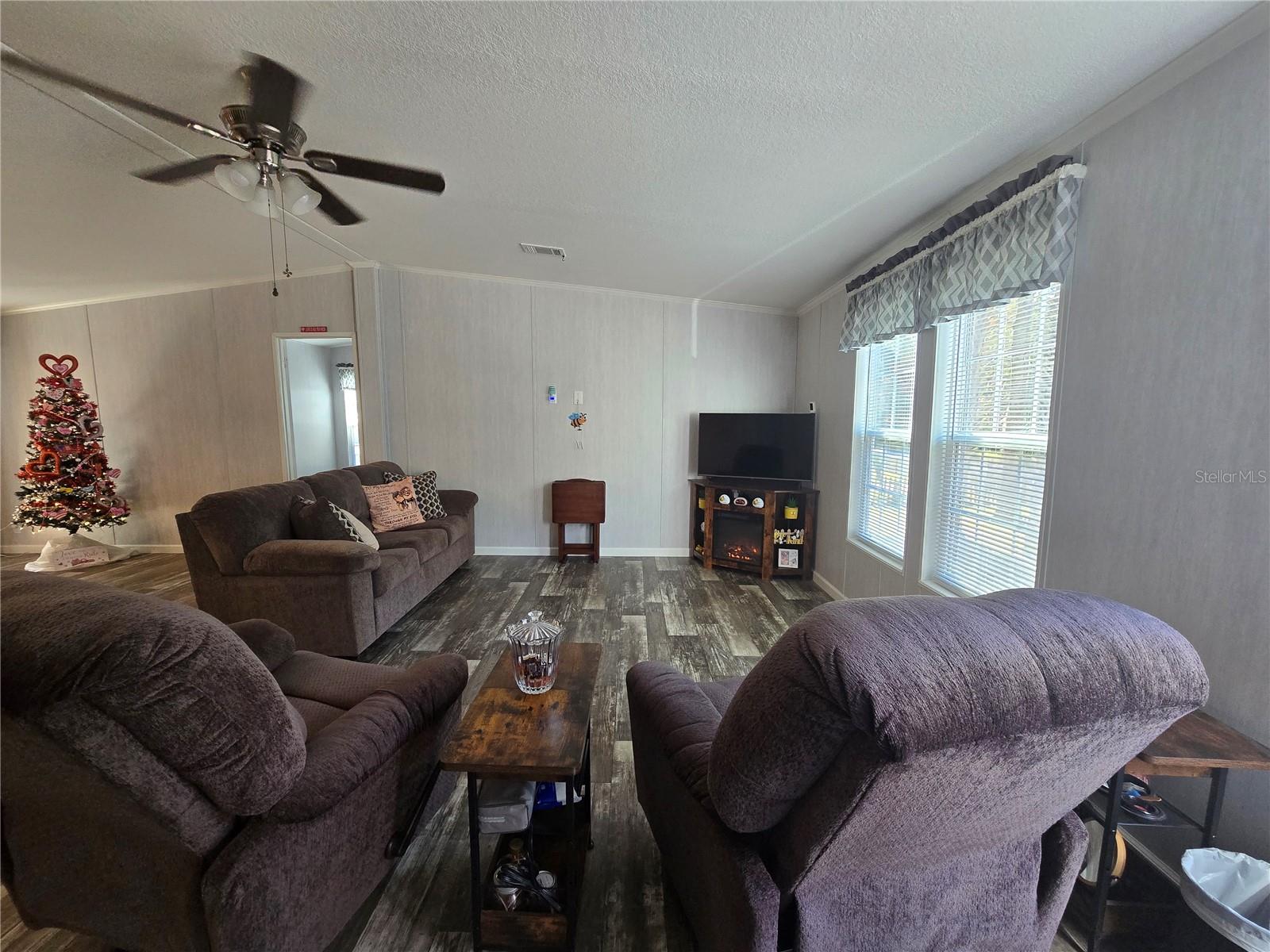 56290 CHERRY TREE RD, ASTOR, FL — photo 16