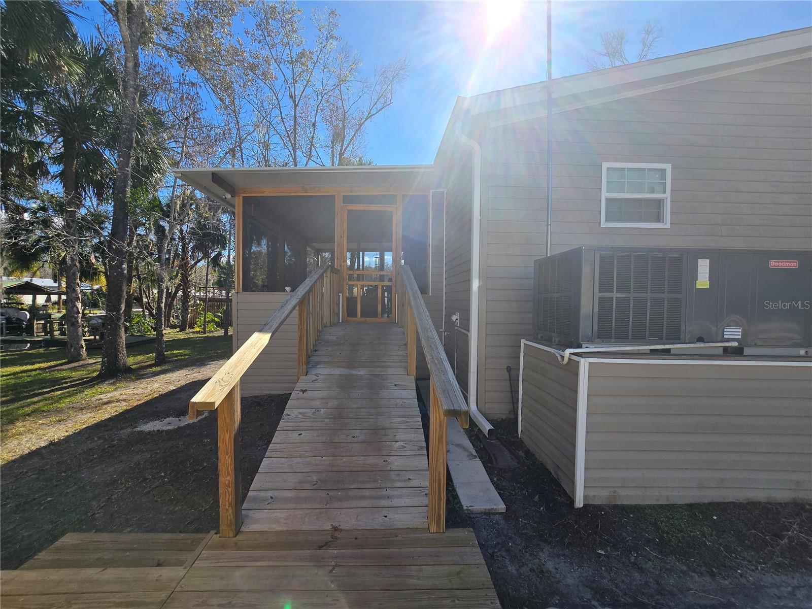 56290 CHERRY TREE RD, ASTOR, FL — photo 33