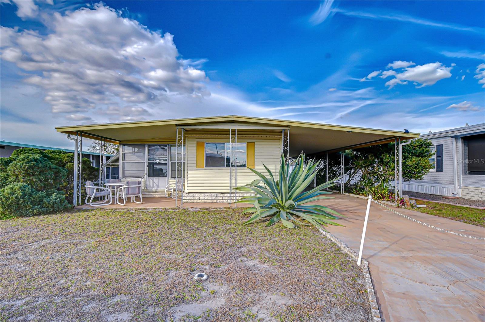 35023 ZEPHYR SHORES DR, ZEPHYRHILLS, FL