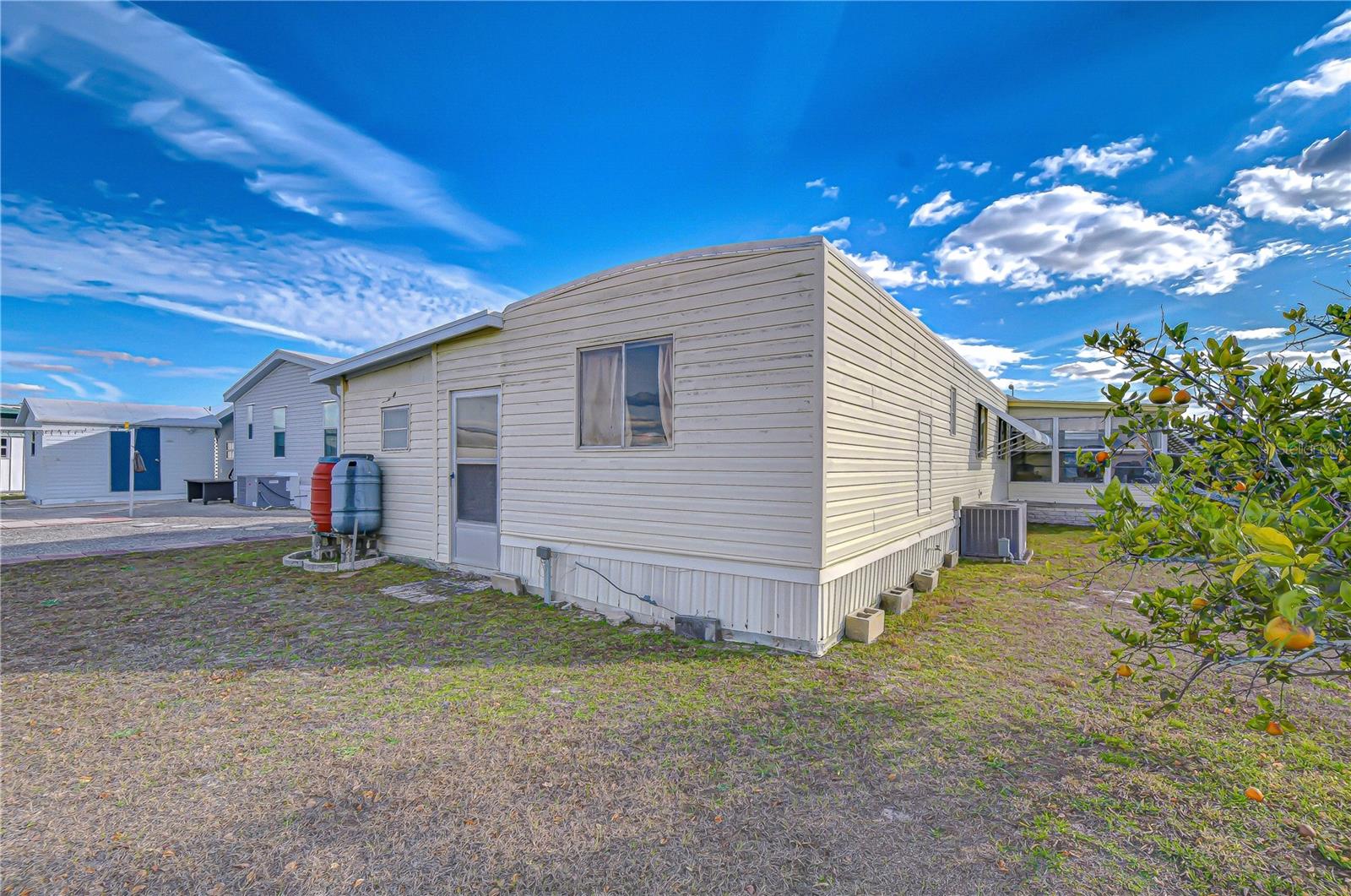 35023 ZEPHYR SHORES DR, ZEPHYRHILLS, FL — photo 10