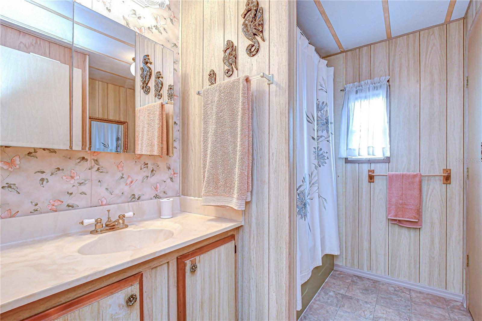 35023 ZEPHYR SHORES DR, ZEPHYRHILLS, FL — photo 24