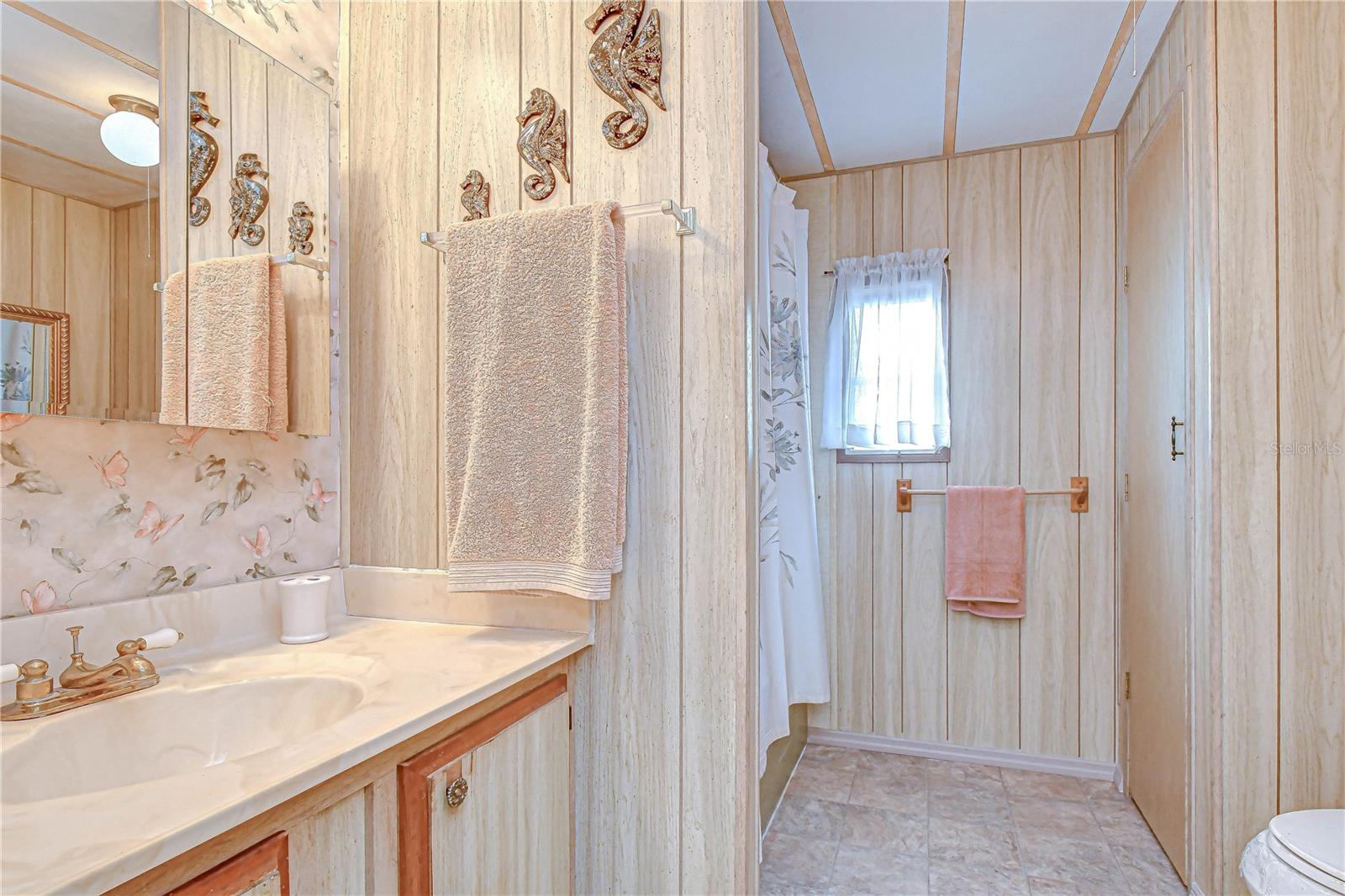 35023 ZEPHYR SHORES DR, ZEPHYRHILLS, FL — photo 25
