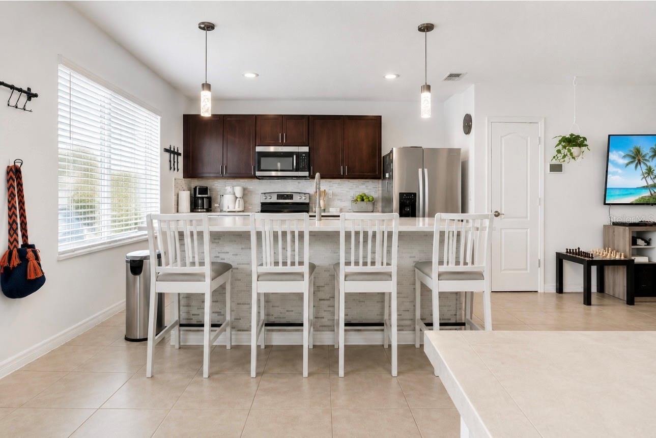 1779 RED CANYON DR, KISSIMMEE, FL — photo 2