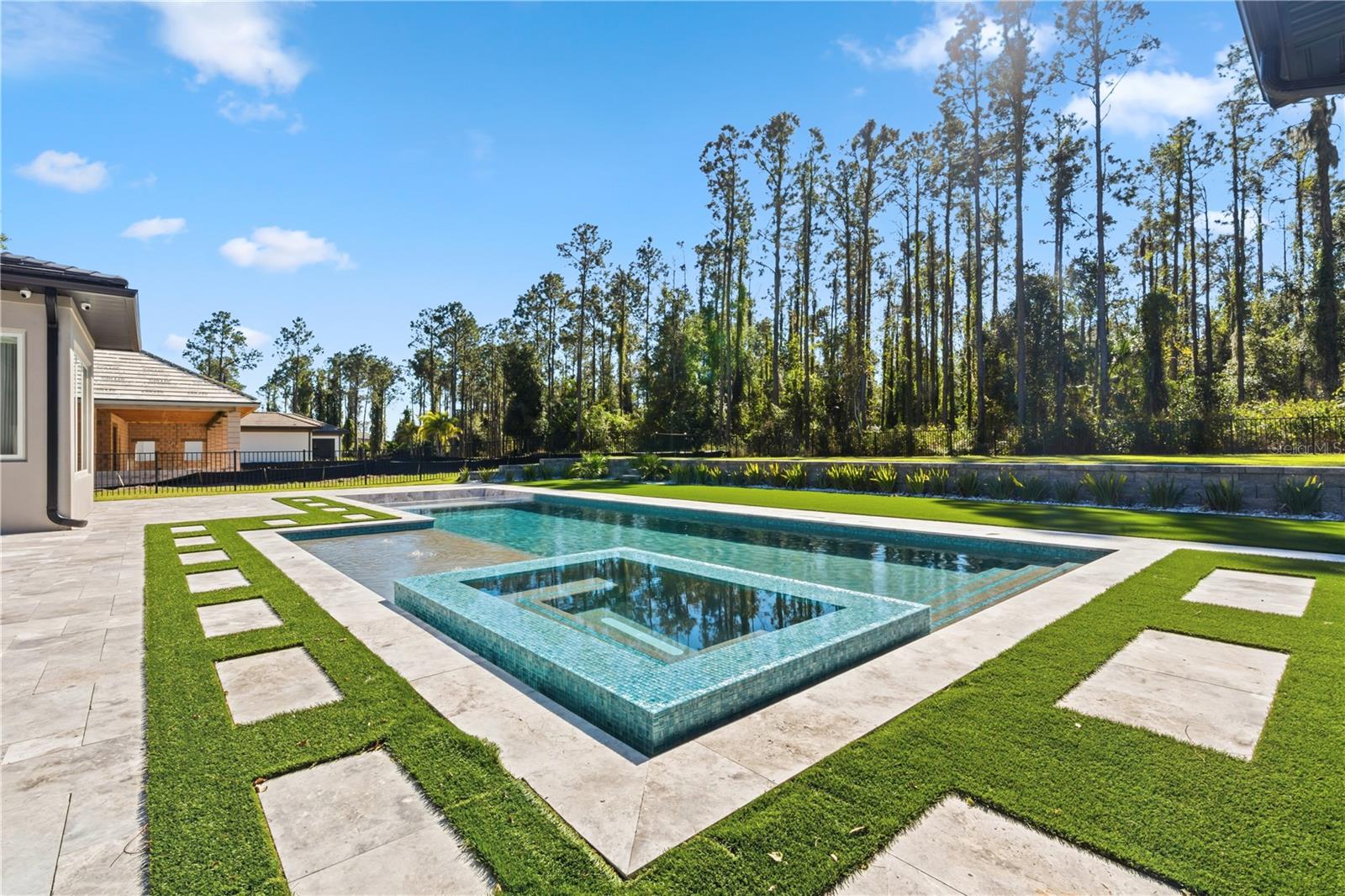 15548 PENDIO DR, BELLA COLLINA, FL — photo 136