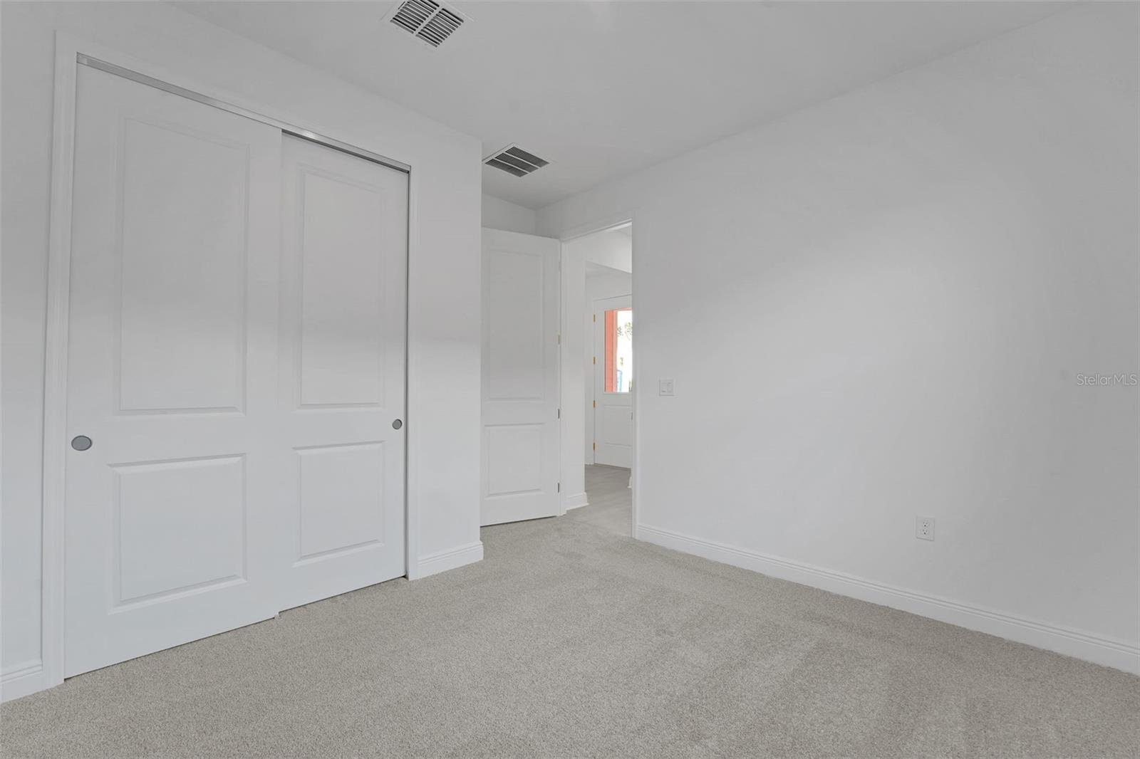 1018 FIESTA KEY CIR, LADY LAKE, FL — photo 57