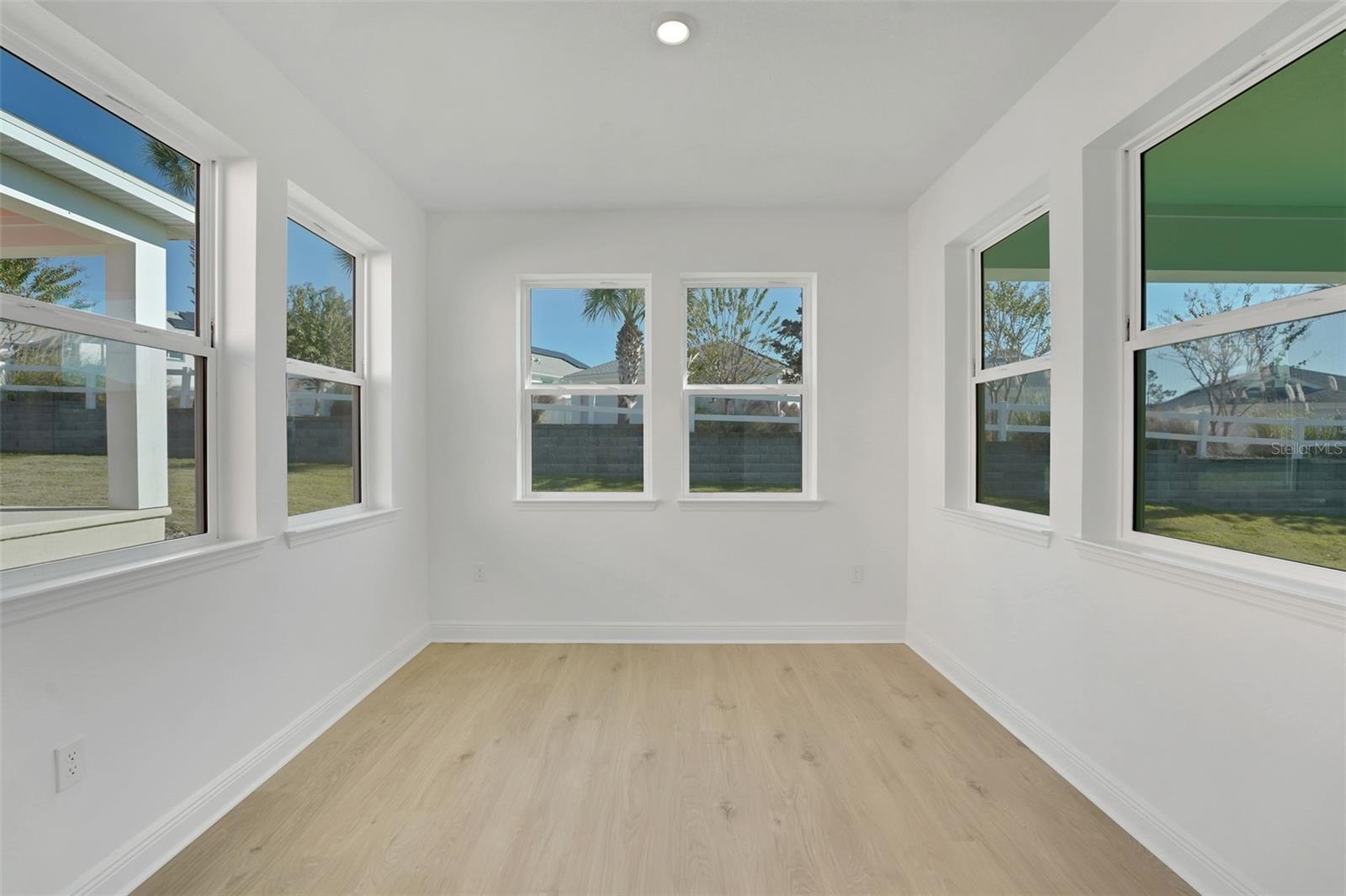 999 FIESTA KEY CIR, LADY LAKE, FL — photo 47