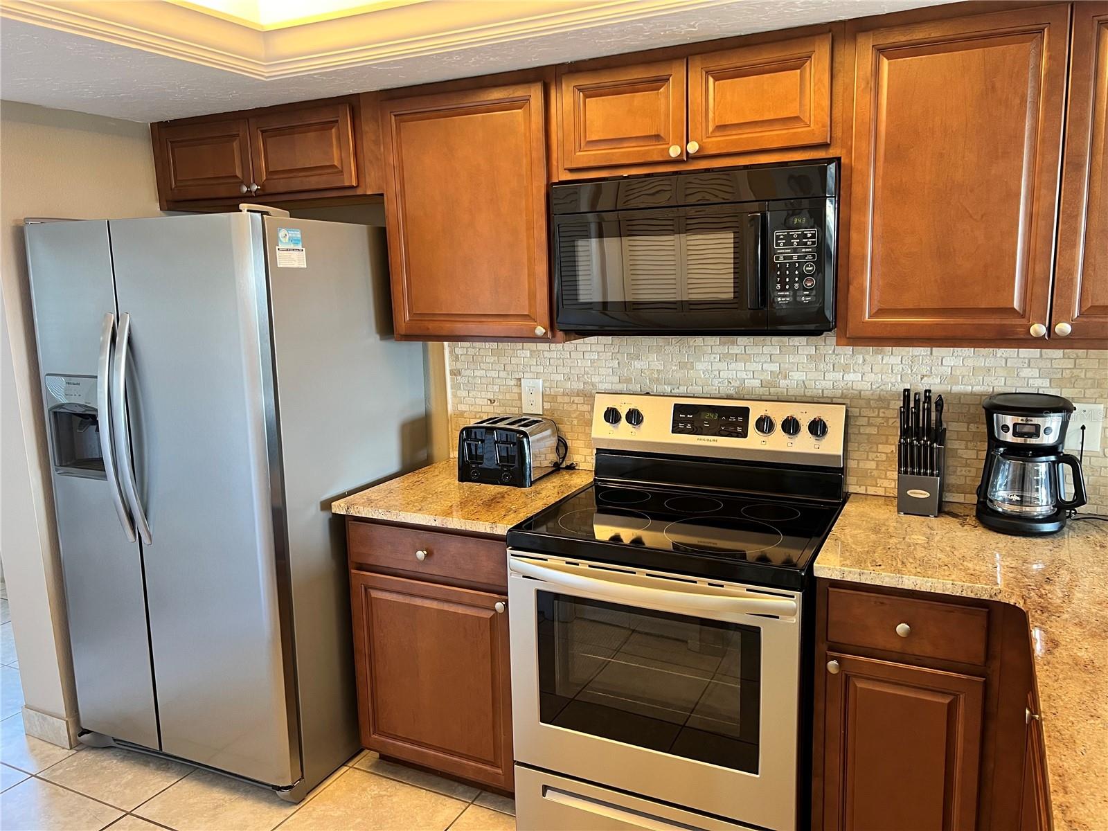 1001 POINT OF ROCKS RD #608, SARASOTA, FL — photo 10