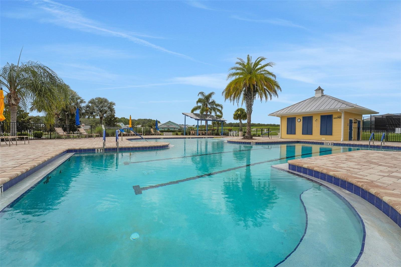 987 FIESTA KEY CIR, LADY LAKE, FL — photo 51