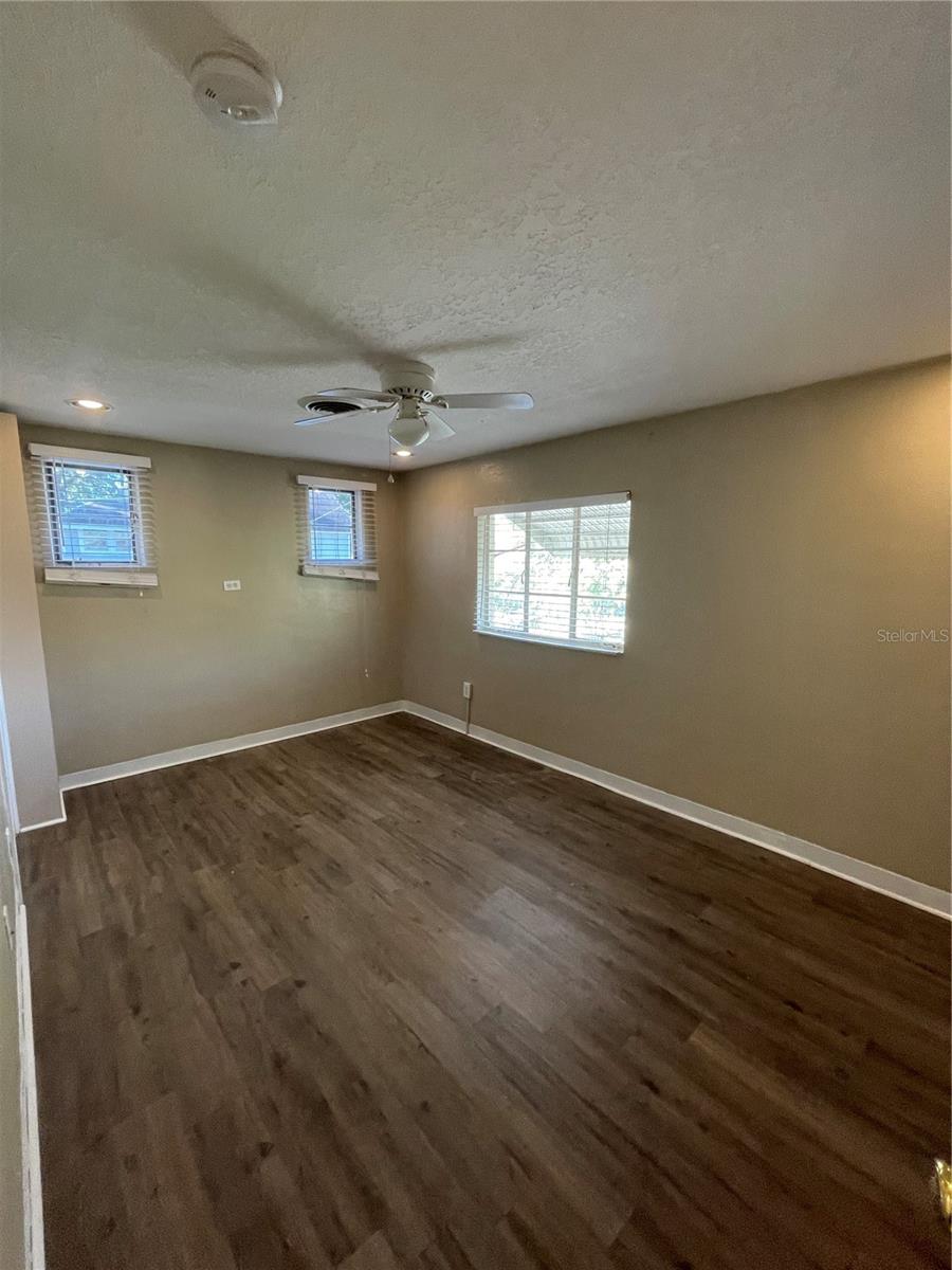 206 OSCEOLA AVE, EUSTIS, FL — photo 33