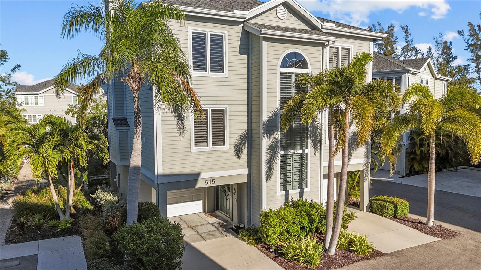 515 FOREST WAY, LONGBOAT KEY, FL — photo 2