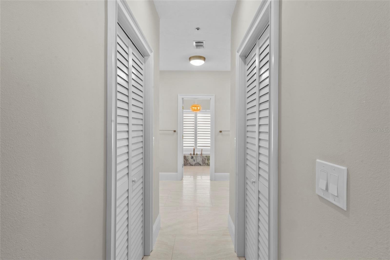 515 FOREST WAY, LONGBOAT KEY, FL — photo 23