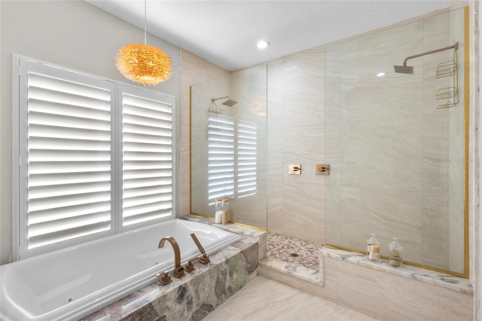 515 FOREST WAY, LONGBOAT KEY, FL — photo 24