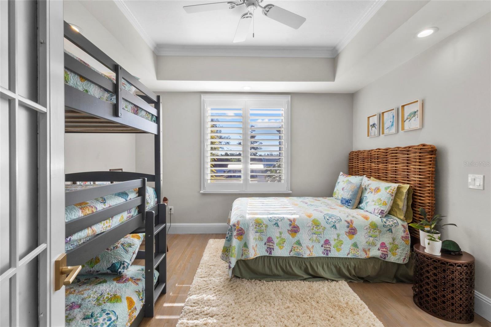 515 FOREST WAY, LONGBOAT KEY, FL — photo 27
