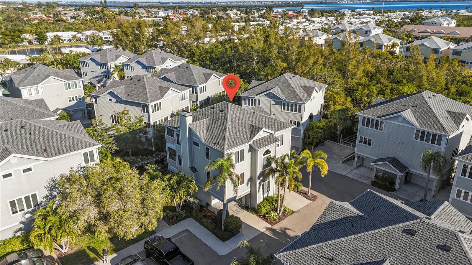 515 FOREST WAY, LONGBOAT KEY, FL — photo 42