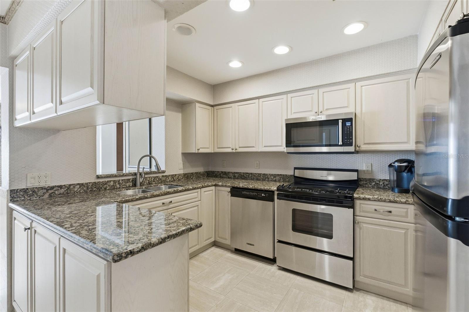 8408 ANNWOOD RD #8408, SEMINOLE, FL — photo 10