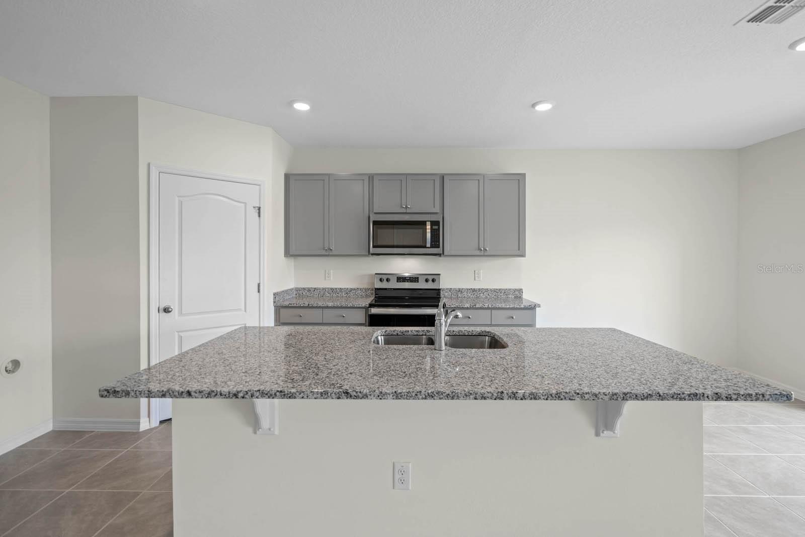 5395 CLOUDBERRY AVE, LAKELAND, FL — photo 4