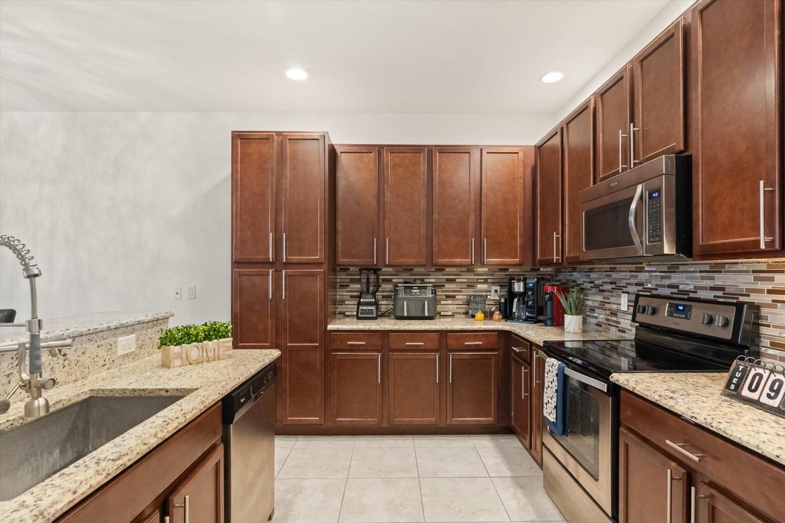10613 BELFRY CIR, ORLANDO, FL — photo 8