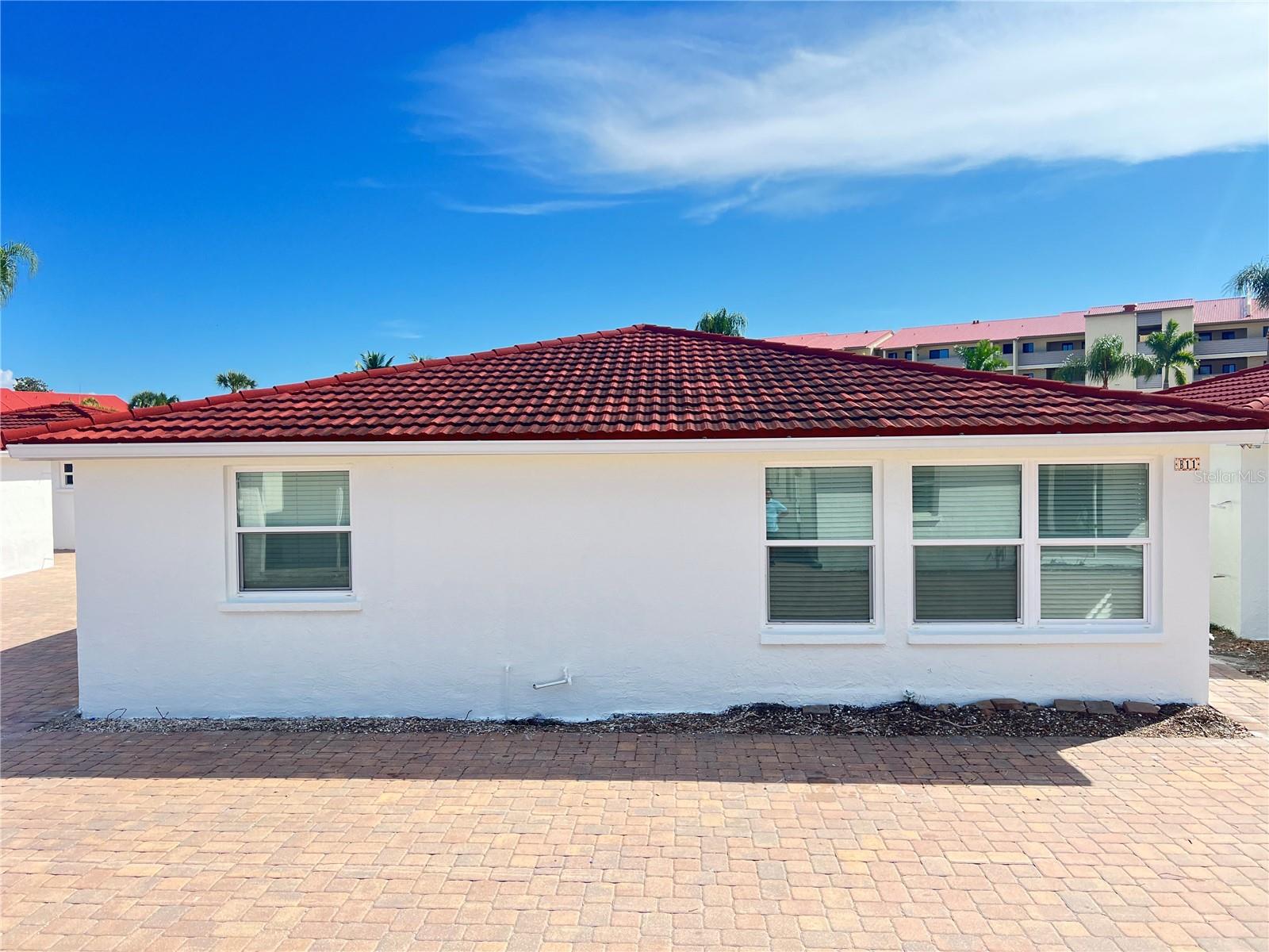 6154 MIDNIGHT PASS RD #B11, SARASOTA, FL