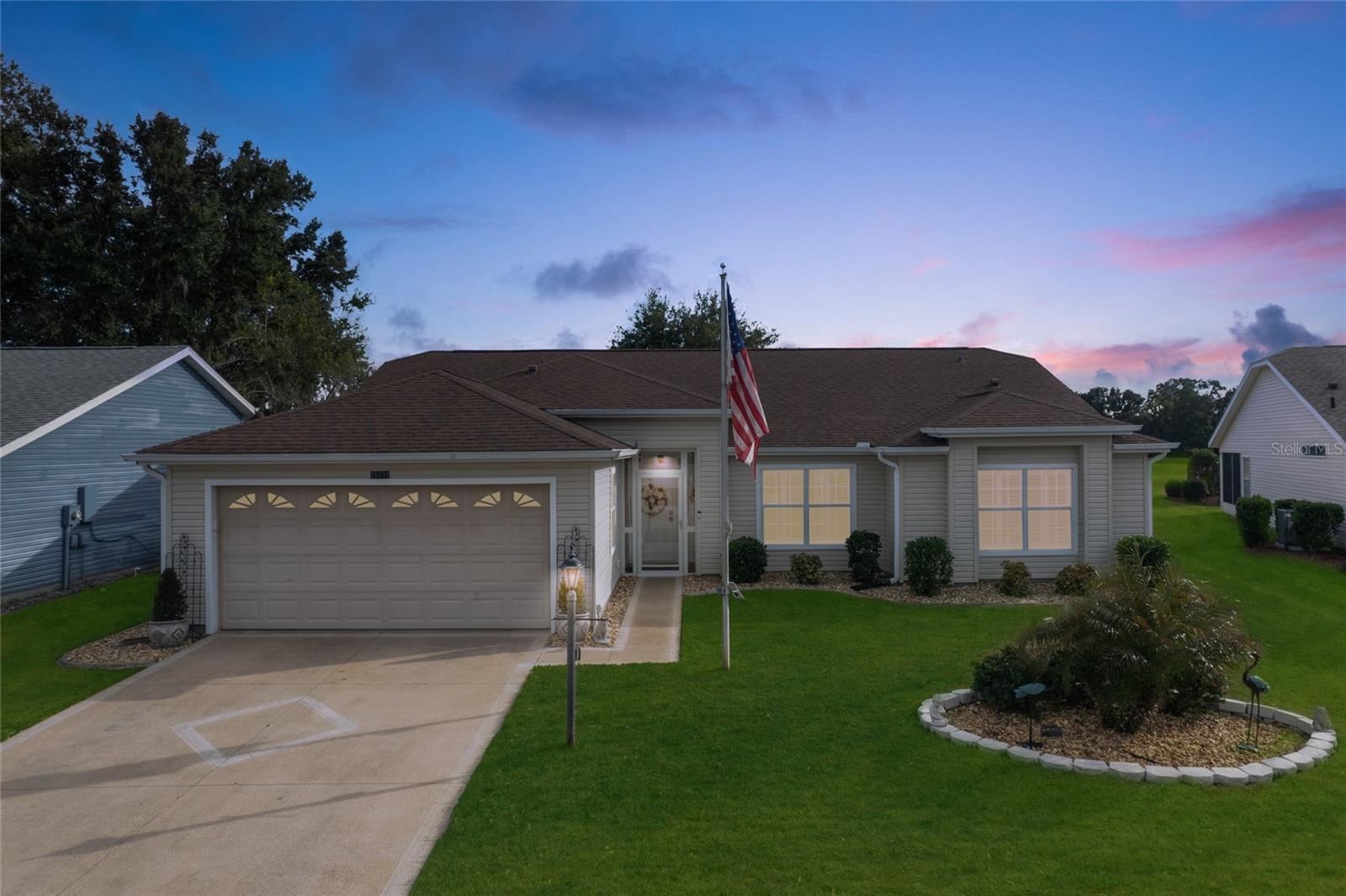25233 LOST OAK CIR, LEESBURG, FL — photo 4