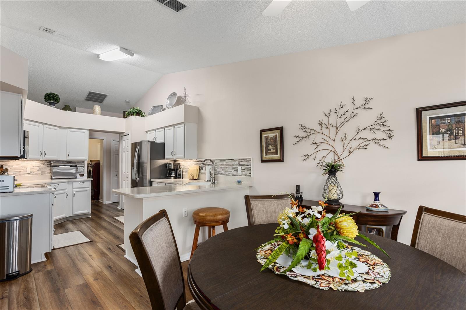 25233 LOST OAK CIR, LEESBURG, FL — photo 25