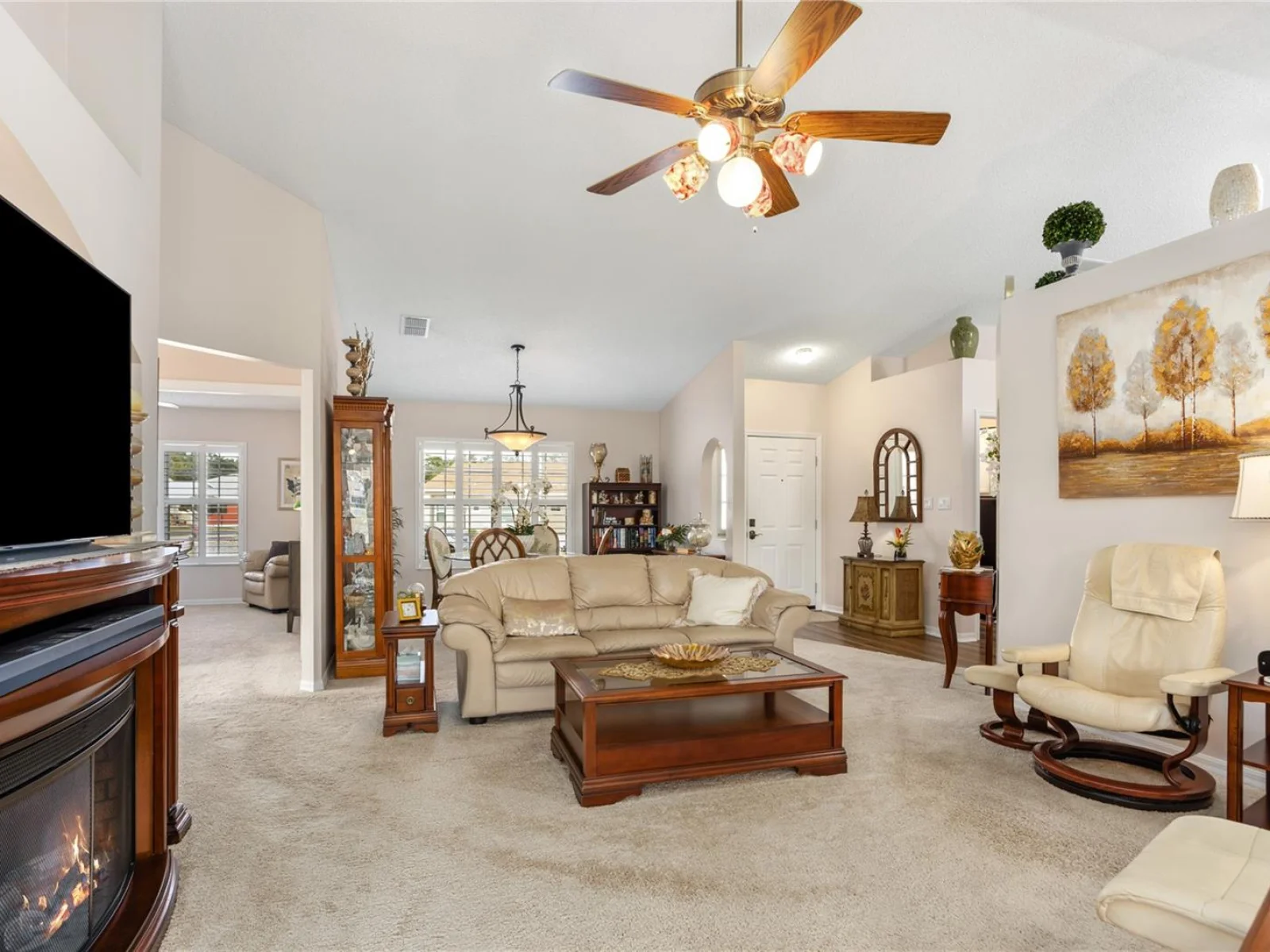 25233 LOST OAK CIR, LEESBURG, FL — photo 29