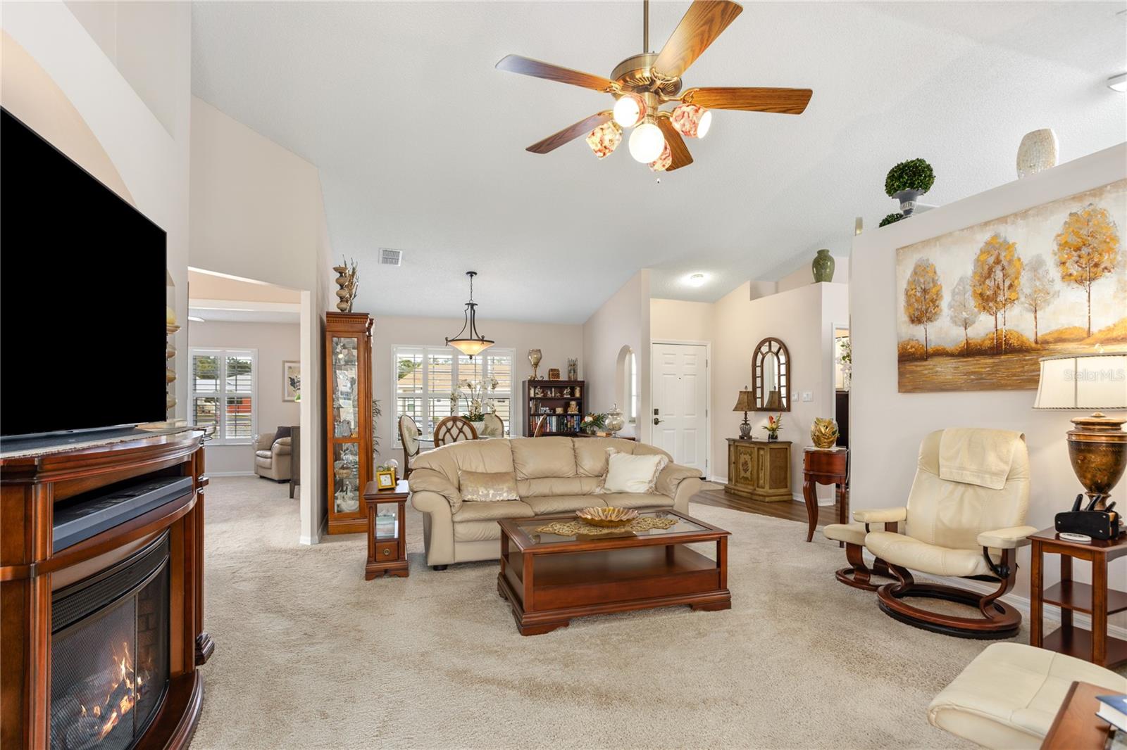 25233 LOST OAK CIR, LEESBURG, FL — photo 30