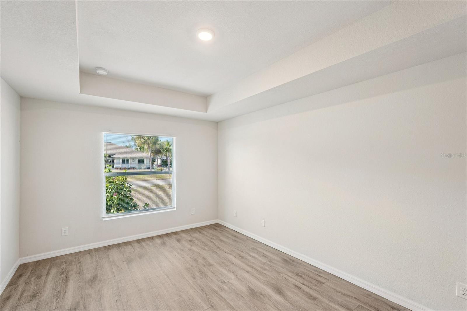 1137 NW 20TH AVE, CAPE CORAL, FL — photo 10