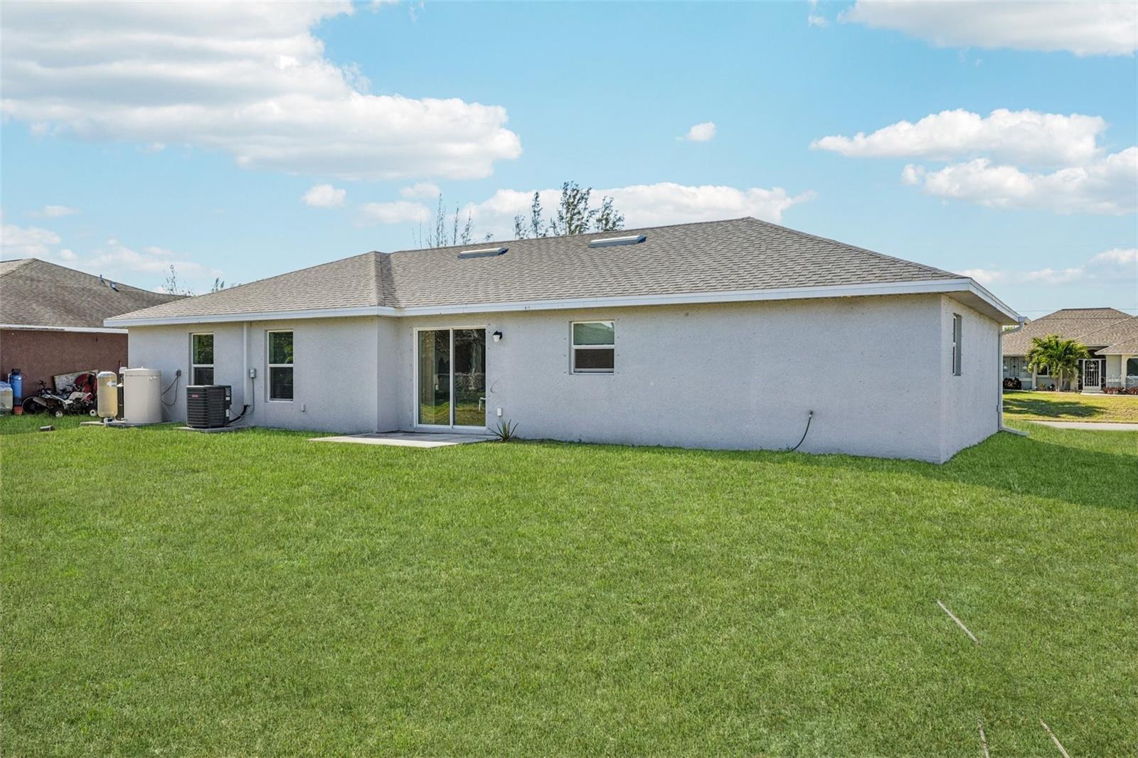 1137 NW 20TH AVE, CAPE CORAL, FL — photo 19