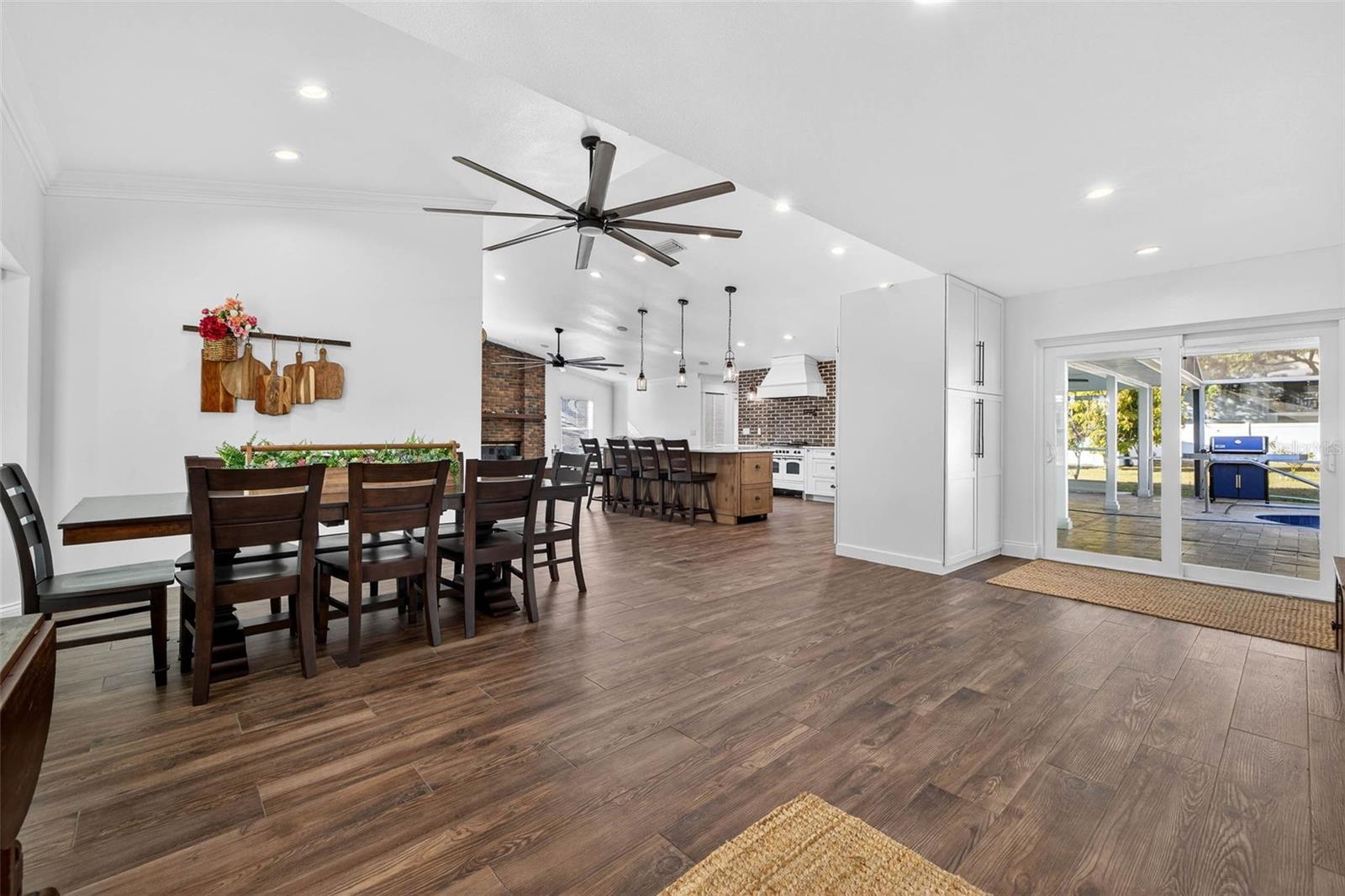 11945 74TH AVE, SEMINOLE, FL — photo 10