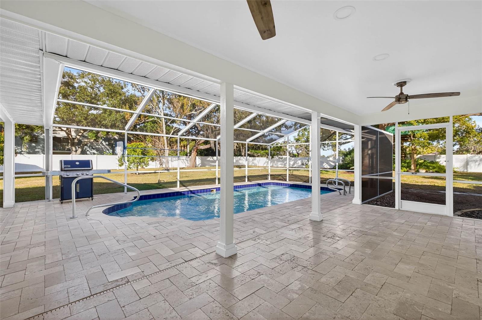 11945 74TH AVE, SEMINOLE, FL — photo 32