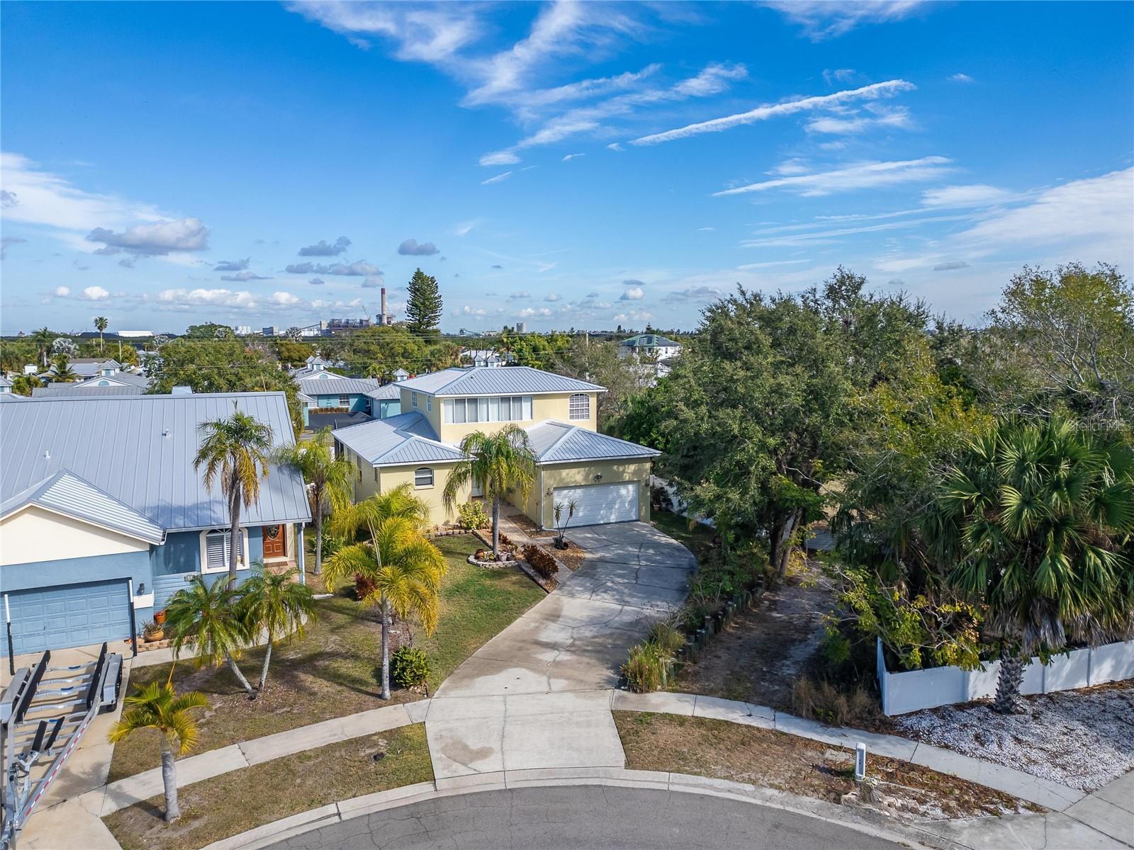 901 SHAGOS DR, APOLLO BEACH, FL — photo 4