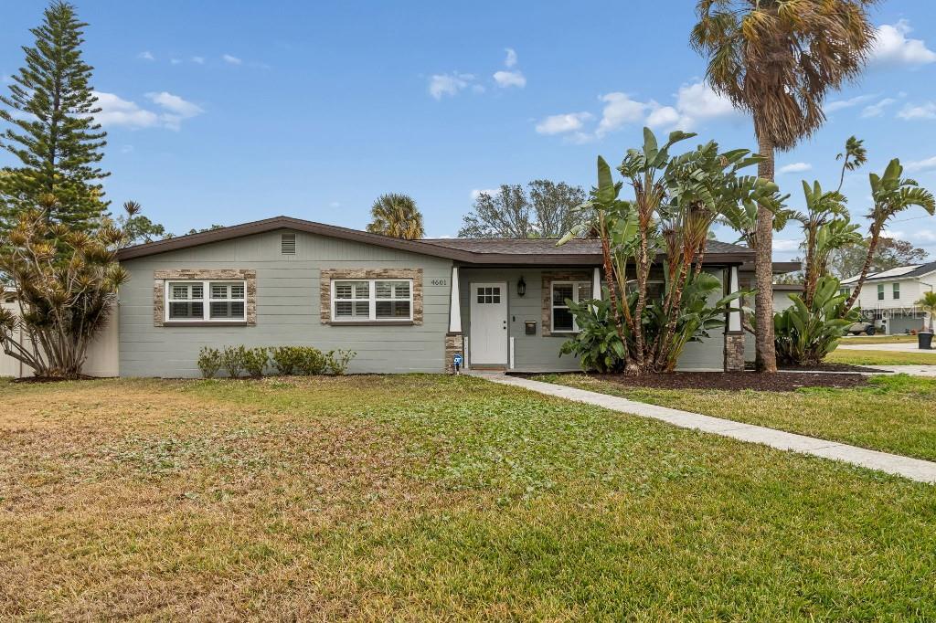 4601 VENETIAN BLVD NE, ST PETERSBURG, FL — photo 2